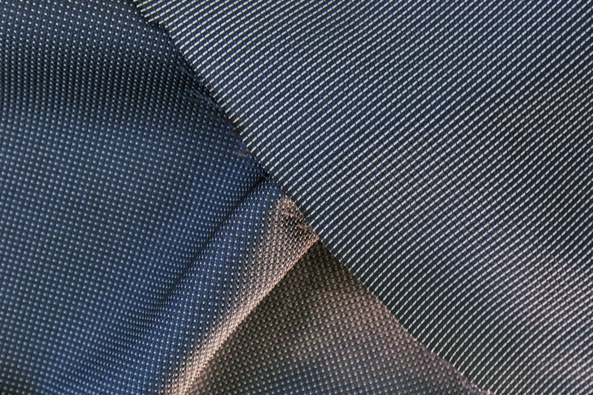 Elastic fabric